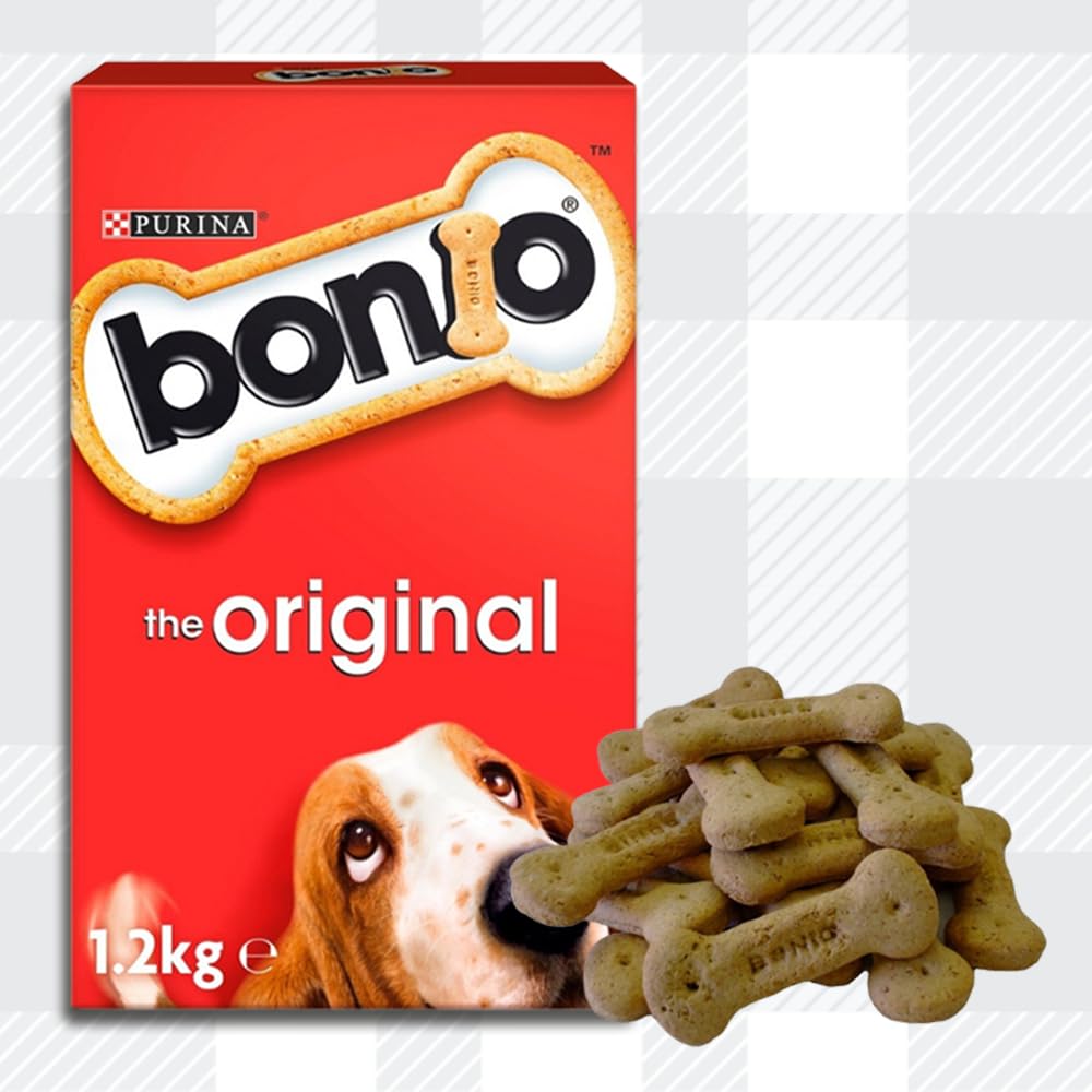 Bonio Mix 2x650g Original and Chicken Wholesome Nutrition, Irresistible Taste Low Fat Dog Biscuits with AETN Jerky Treat and Plush Doughnut Toy