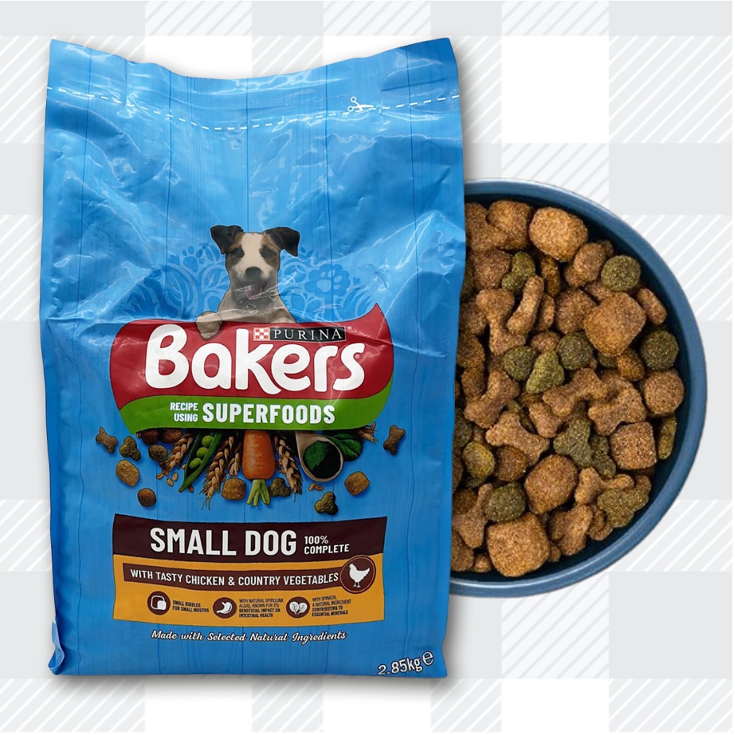Superfoods Small Dog Bundle 2.85kg Dry Dog Food in Chicken and Veg plus AETN Jerky