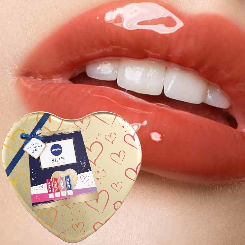 Soft Lip Balm In Heart Shape Box Giftset For 4 Balms For A Beautiful Indulge Colorful Lips That Offer Colour, Long-lasting Care And Moisturization For A Glossy Looking